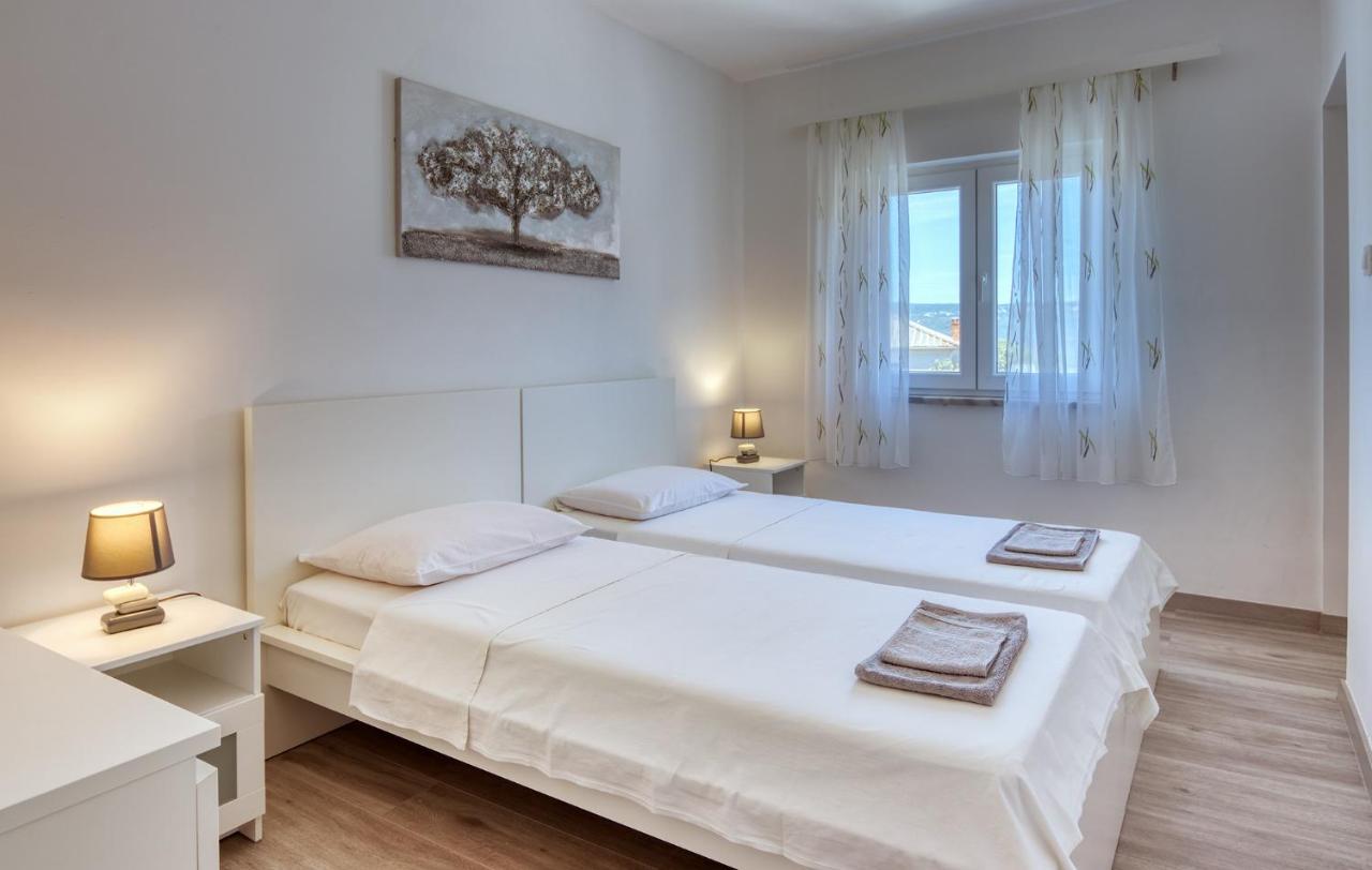 Holiday Home Volta Rakalj Eksteriør billede